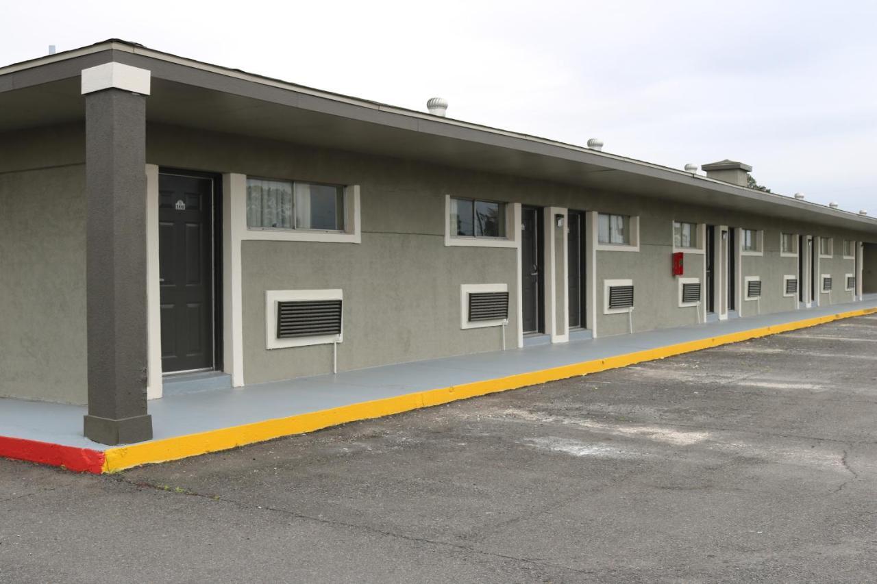 Deluxe Inn Motel Λέικ Τσαρλς Εξωτερικό φωτογραφία